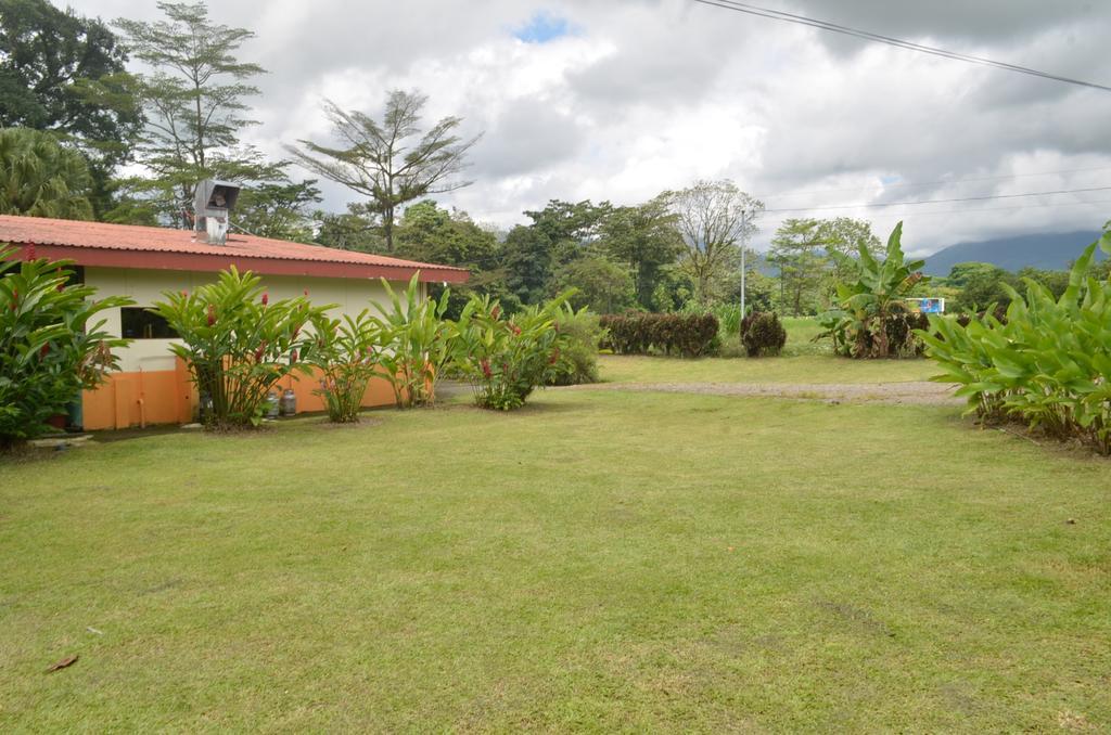 Hotel Befox Adventure La Fortuna Exterior foto